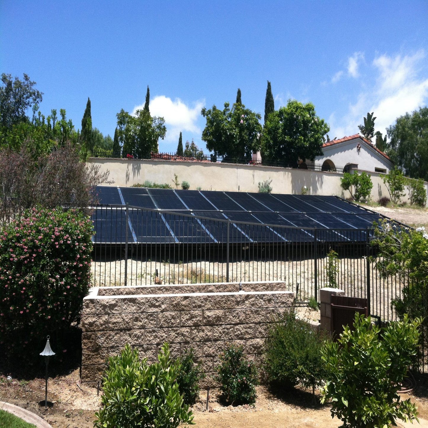 SwimEasy High-Performance Solar Pool Heater Panel Replacement - Highest Performing Design - 15-20 Year Life Expectancy (Includes 4 Heavy-Duty Rubber Hose Connectors)