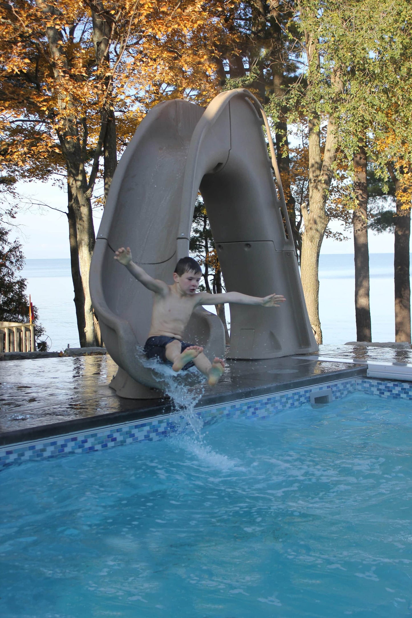 Global Pool GPPSTW-GREY-R | Tidal Wave Slide Right - Gray