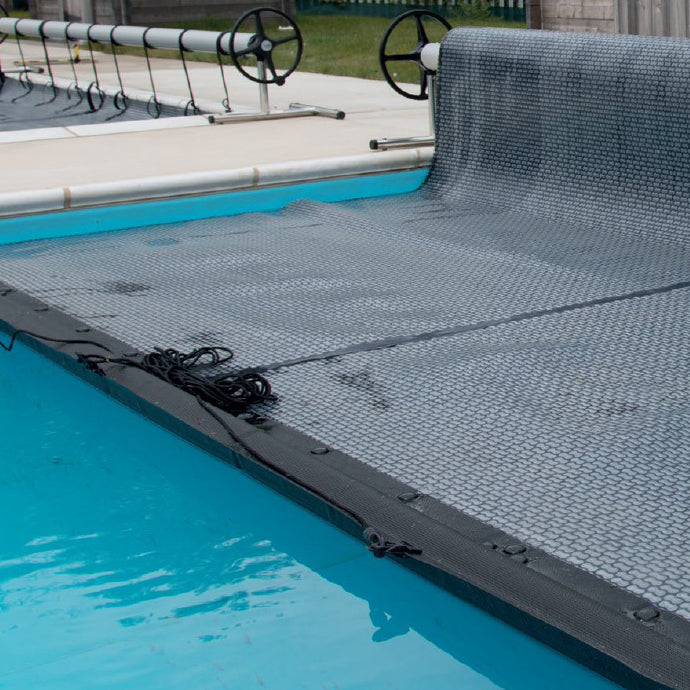 Floating Leading Edge With Pull Cord For GeoBubble Pool Covers - Take Your Pool Cover On & Off With Ease!